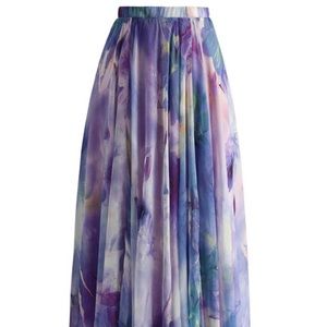 DANCING WATERCOLOR FLORAL MAXI SKIRT IN VIOLET